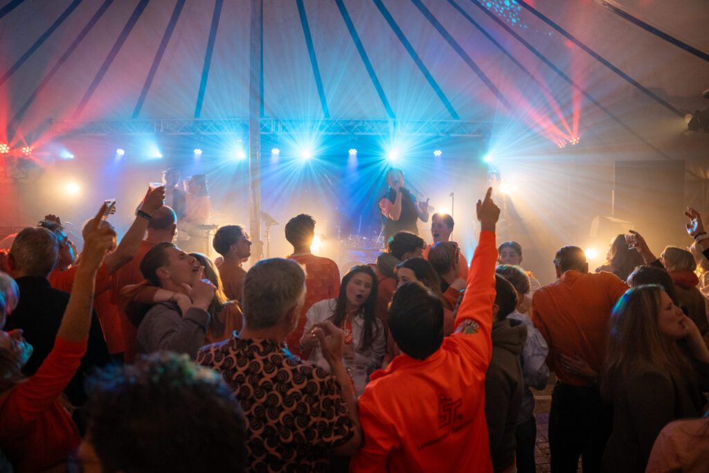 Peach de coverband feestband van Nederland